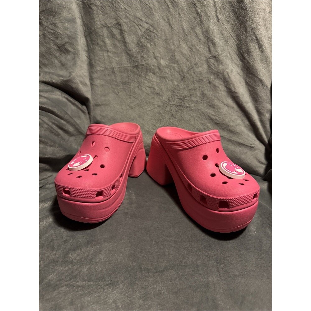 Crocs Classic Platform Clogs Pink Shoes Women Size 8 Iconic Comfort Sandals